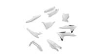 PLASTIC PARTS KIT