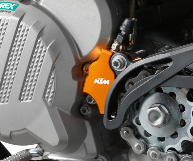 CLUTCH SLAVE CYLINDER PROTECTION