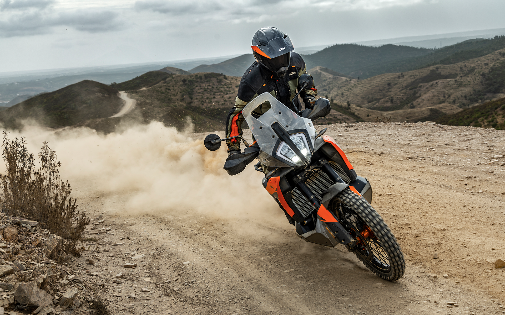 KTM 790 ADVENTURE WHITE  2025