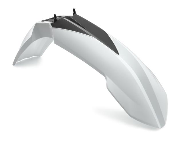 FRONT FENDER